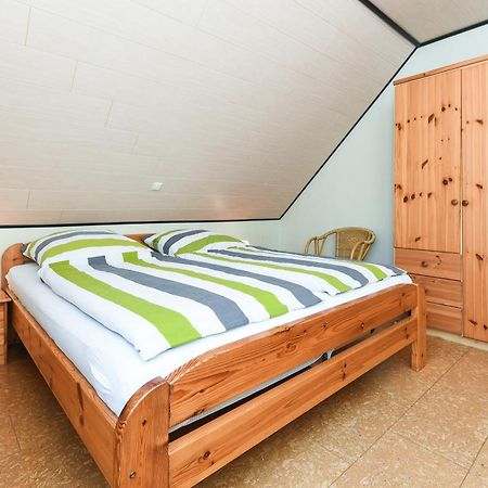 Ferienwohnungen Im Haus Flinthoern Neuharlingersiel Buitenkant foto