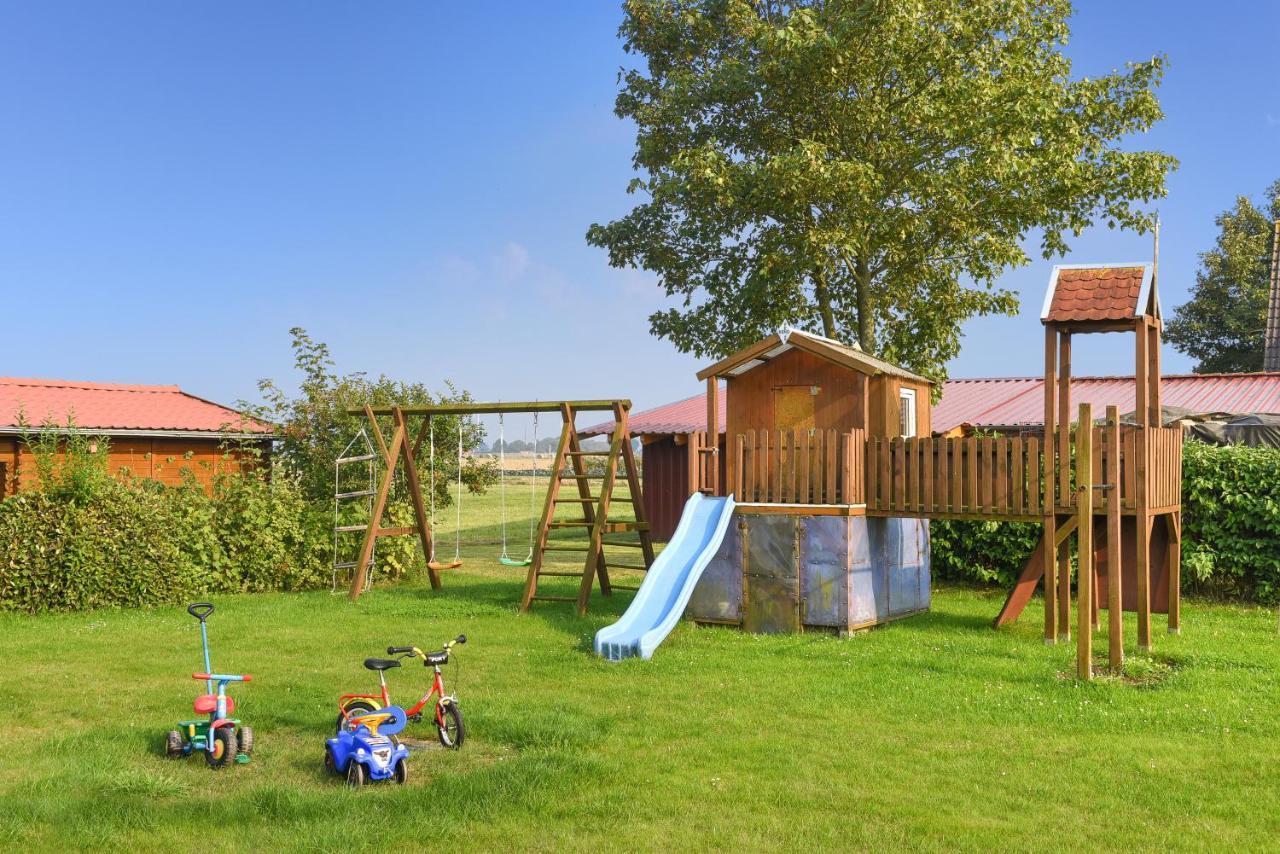 Ferienwohnungen Im Haus Flinthoern Neuharlingersiel Buitenkant foto